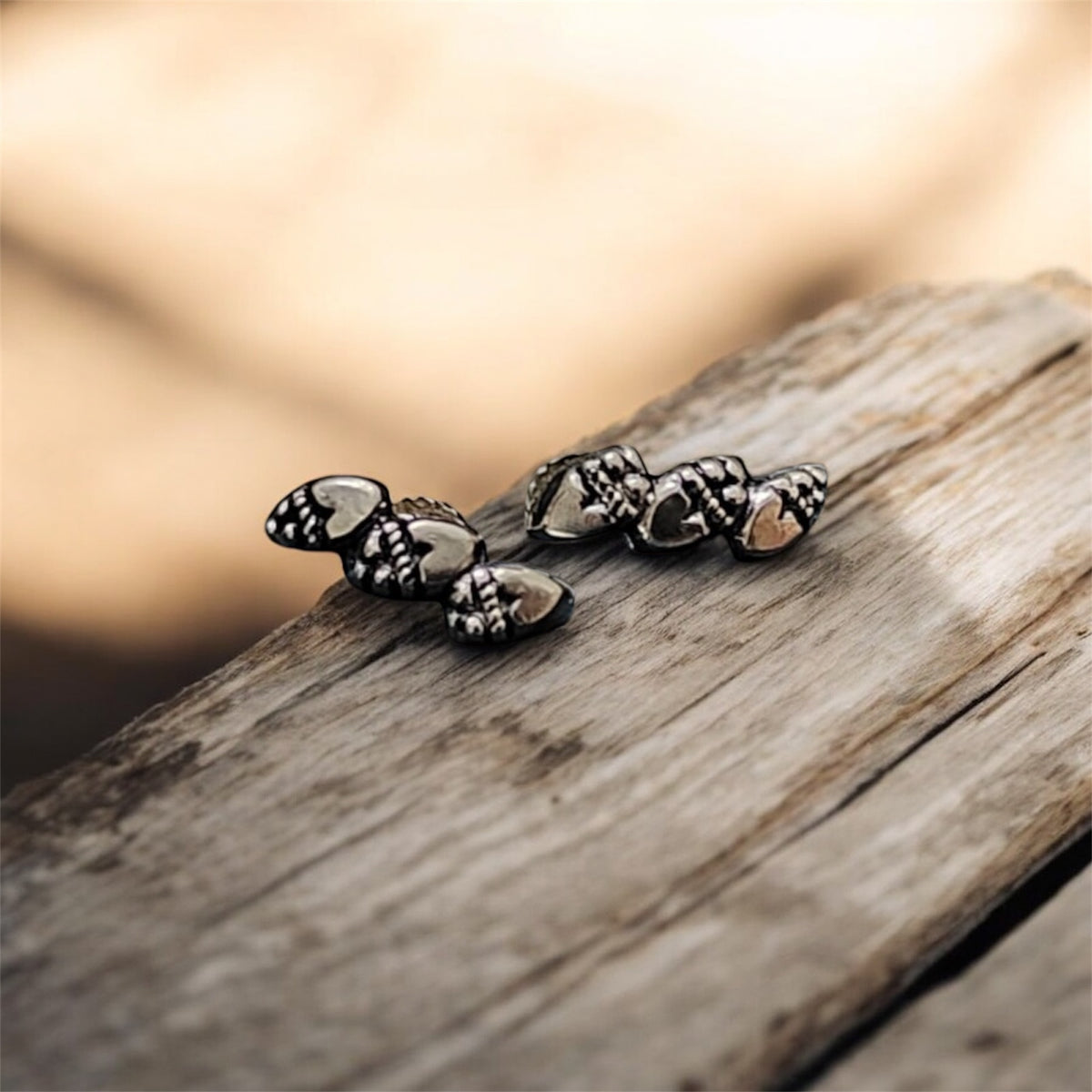 Leaf Stud