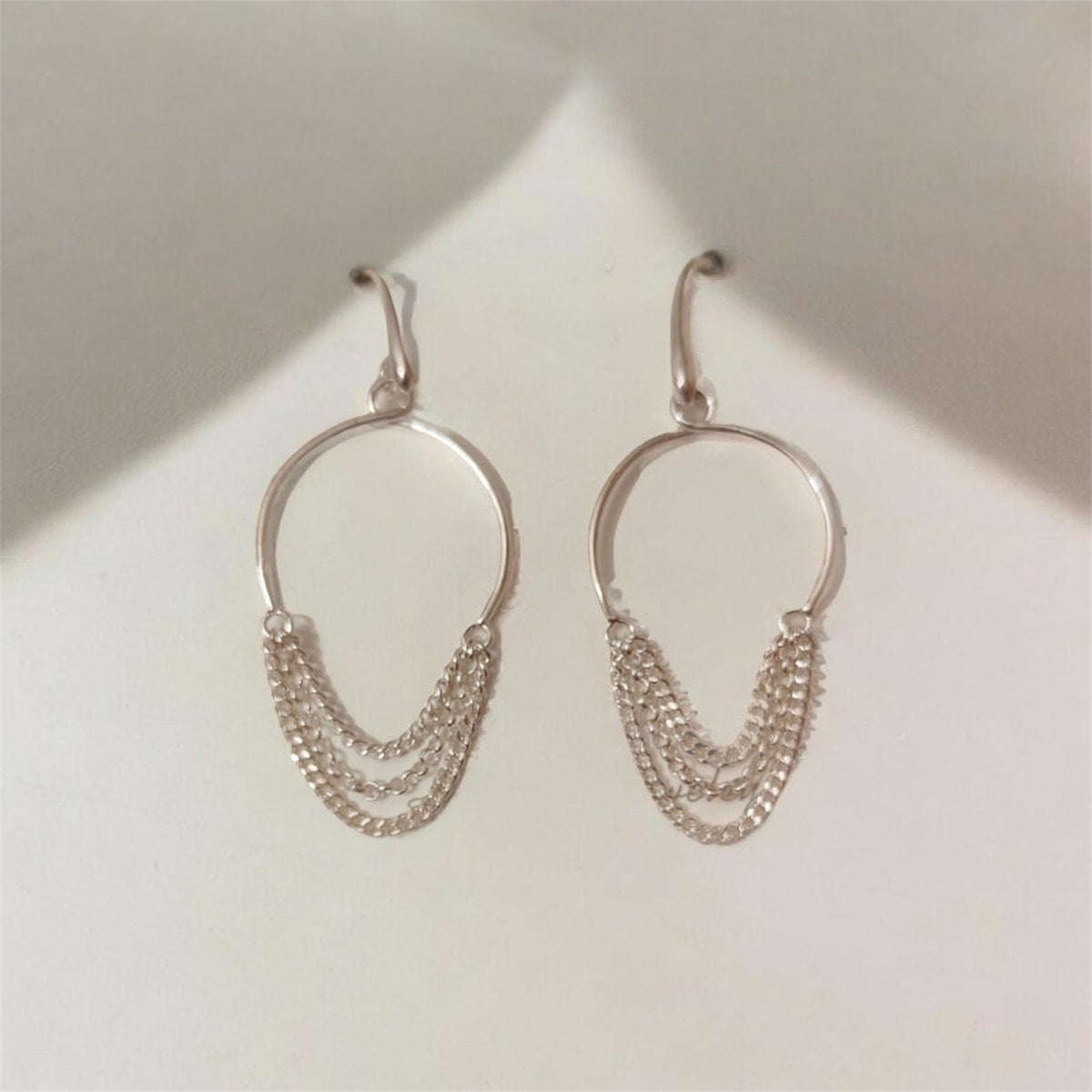 Chain Dangler